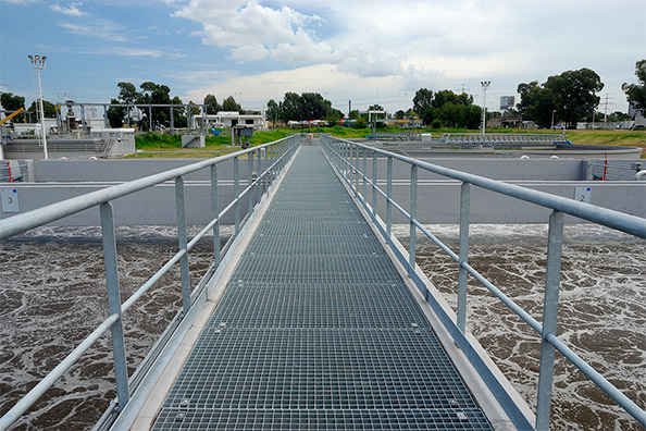 Extencion planta potabilizadora Aldo Bonzi, pasarelas y barandas 2013